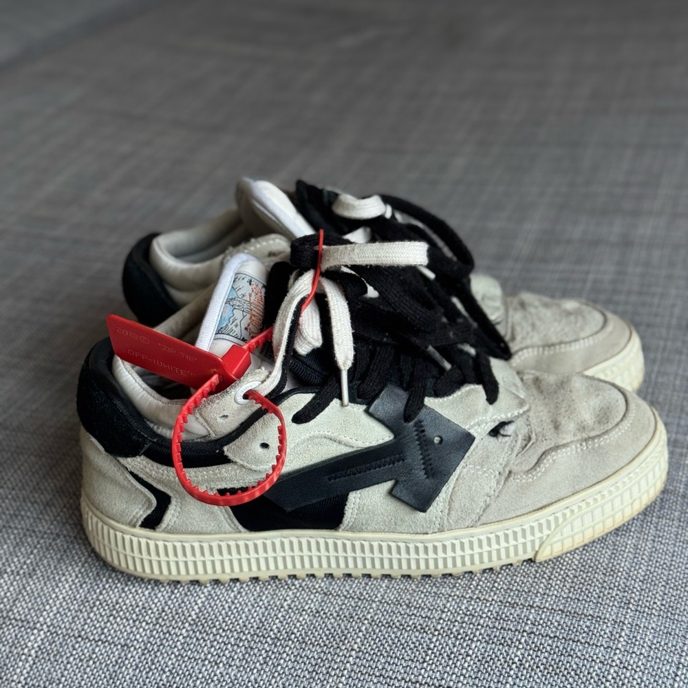 Off-White™ x Nike Court Vulc Low “Black/White
